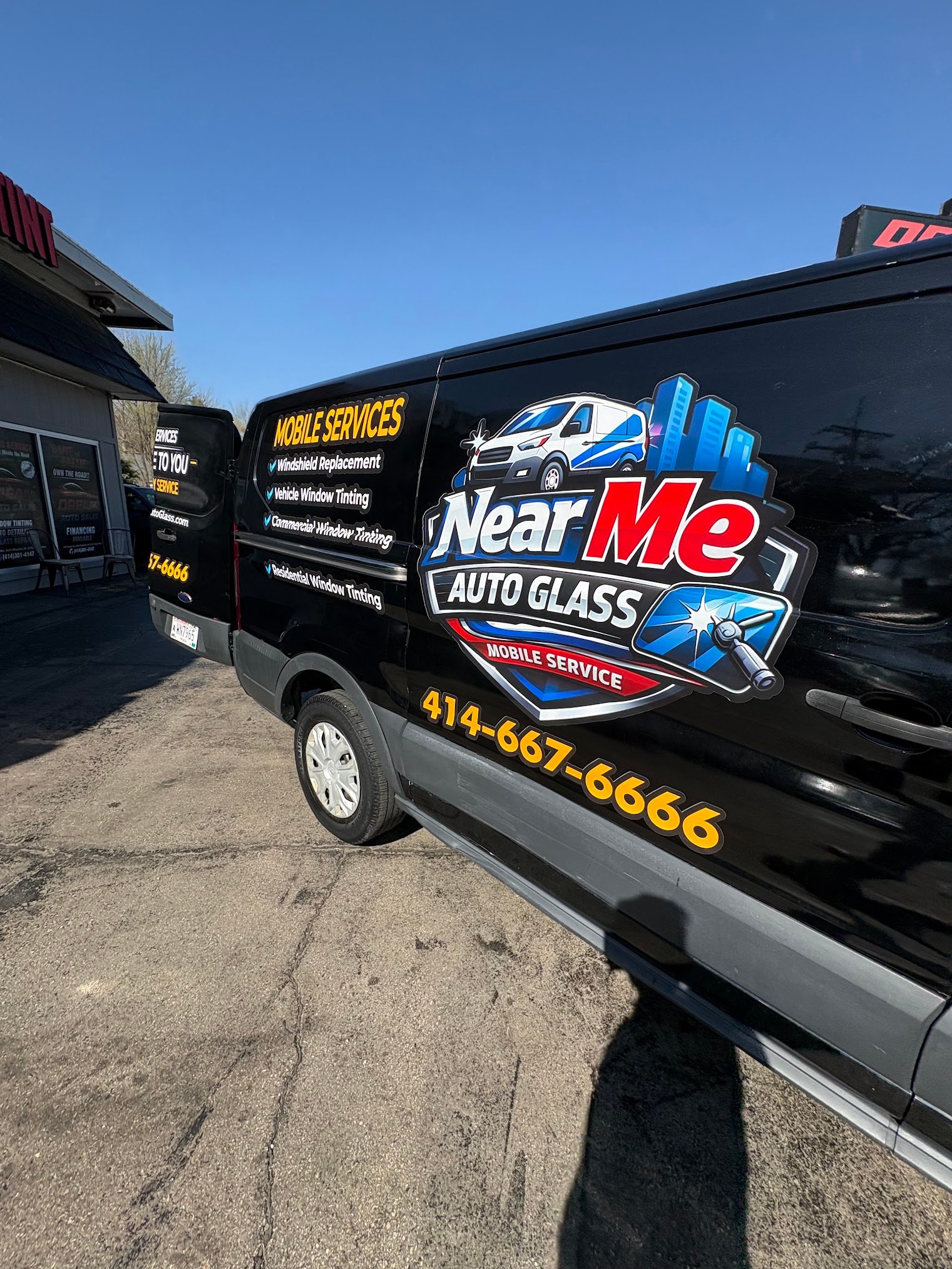 Near Me Auto Glass mobile service — photo 4